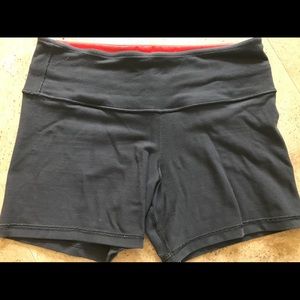 Lululemon shorts, size 6